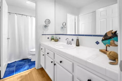 Bath - 424 N Tremont St, Oceanside, CA 92054 photo 5 of 7
