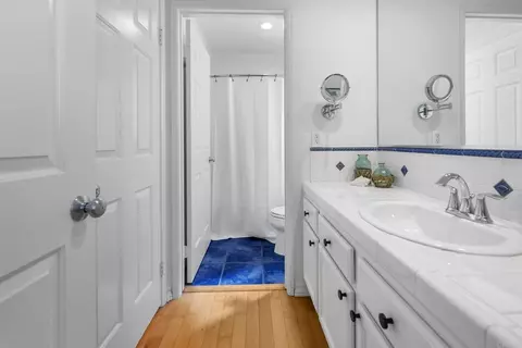 Bath - 424 N Tremont St, Oceanside, CA 92054 photo 6 of 7