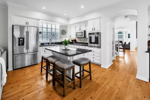 Kitchen - 424 N Tremont St, Oceanside, CA 92054 photo 2 of 5