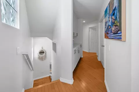 Entry Way - 424 N Tremont St, Oceanside, CA 92054 photo 3 of 3