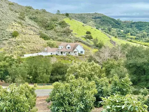 45562 La Cruz Dr, Temecula, CA 92590