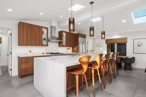 803 Saxony Rd, Encinitas, CA 92024