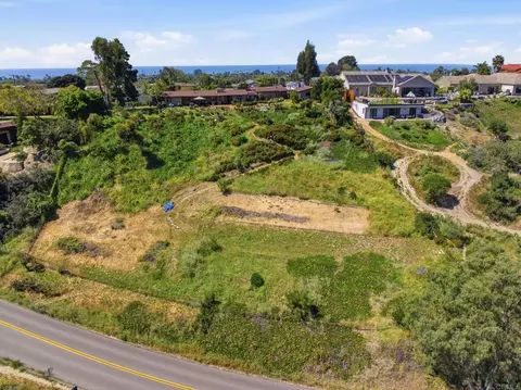 View/Area - 1355 Rainbow Ridge Ln, Encinitas, CA 92024 photo 8 of 10