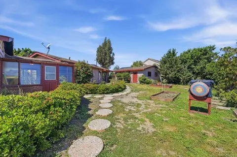 Exterior - 1355 Rainbow Ridge Ln, Encinitas, CA 92024 photo 14 of 19