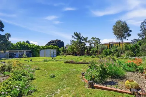 Exterior - 1355 Rainbow Ridge Ln, Encinitas, CA 92024 photo 4 of 19