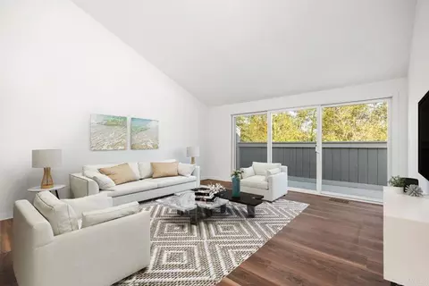 Living - 1819 Milbank Rd, Encinitas, CA 92024 photo 1 of 4