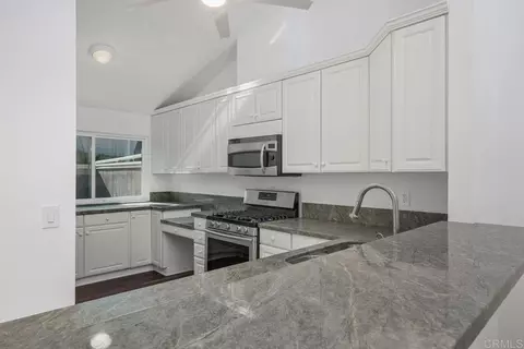 Kitchen - 1819 Milbank Rd, Encinitas, CA 92024 photo 1 of 5