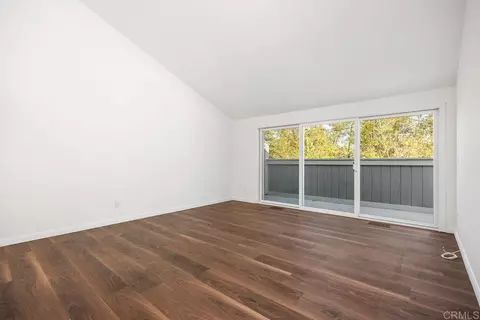 Living - 1819 Milbank Rd, Encinitas, CA 92024 photo 2 of 4