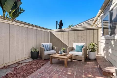 Exterior - 1819 Milbank Rd, Encinitas, CA 92024 photo 2 of 10