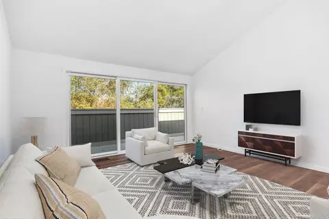 Living - 1819 Milbank Rd, Encinitas, CA 92024 photo 4 of 4