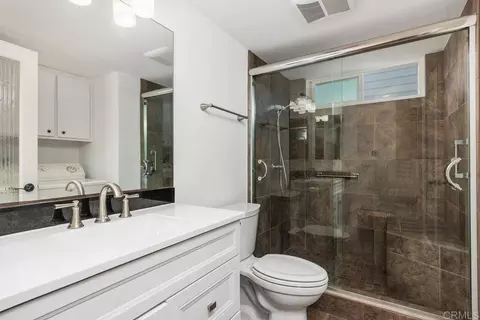 Bath - 1819 Milbank Rd, Encinitas, CA 92024 photo 3 of 3