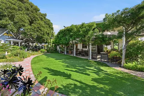 Exterior - 1066 Guildford Ct, Encinitas, CA 92024 photo 12 of 18