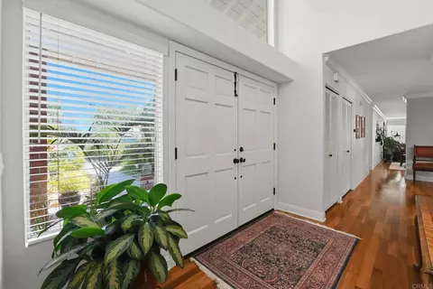 Entry Way - 1066 Guildford Ct, Encinitas, CA 92024 photo 2 of 2