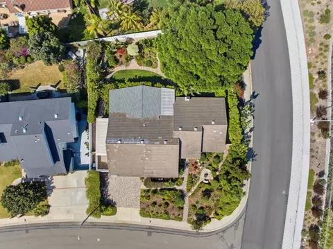 View/Area - 1066 Guildford Ct, Encinitas, CA 92024 photo 12 of 12
