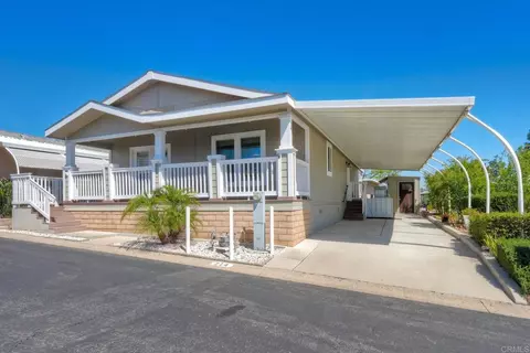 525 W El Norte Pkwy #214, Escondido, CA 92026