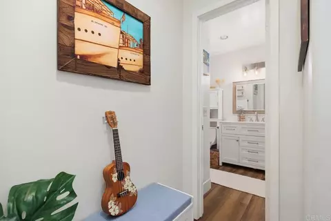 Entry Way - 405 Requeza St #H9, Encinitas, CA 92024 photo 2 of 3
