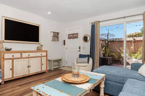 Living - 405 Requeza St #H9, Encinitas, CA 92024 photo 4 of 4