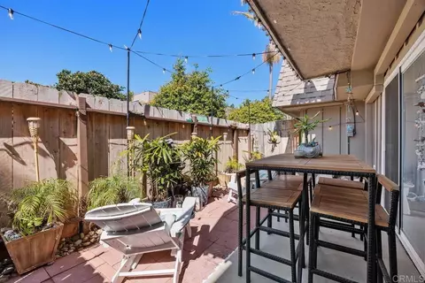 Exterior - 405 Requeza St #H9, Encinitas, CA 92024 photo 3 of 8