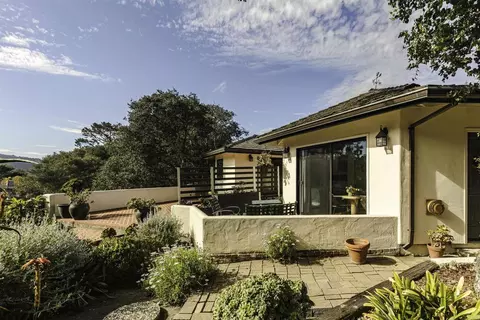 3540 Oak Pl, Carmel, CA 93923