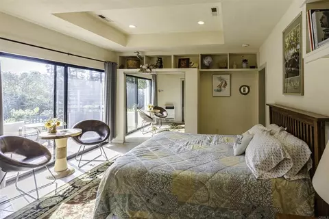 Bedroom - 3540 Oak Pl, Carmel, CA 93923 photo 5 of 6