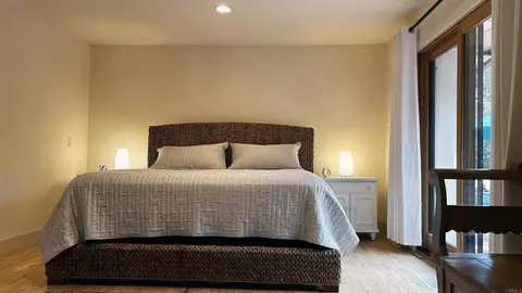 Bedroom - 3540 Oak Pl, Carmel, CA 93923 photo 3 of 6