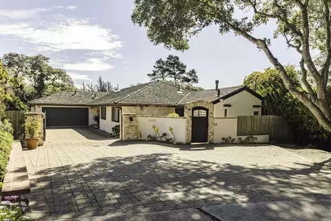 3540 Oak Pl, Carmel, CA 93923