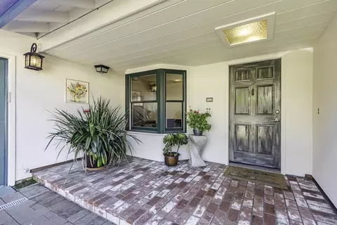 Exterior - 3540 Oak Pl, Carmel, CA 93923 photo 6 of 9