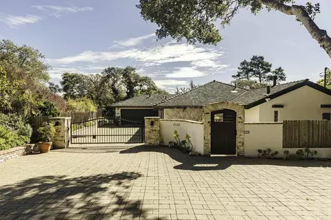 3540 Oak Pl, Carmel, CA 93923