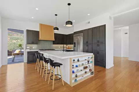 Kitchen - 4407 Ramona Dr, Fallbrook, CA 92028 photo 3 of 6