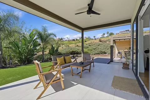 Exterior - 4407 Ramona Dr, Fallbrook, CA 92028 photo 5 of 22