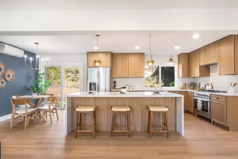 3810 Sierra Morena Ave, Carlsbad, CA 92010