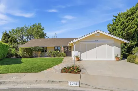 1754 Lorraine Pl, Escondido, CA 92026