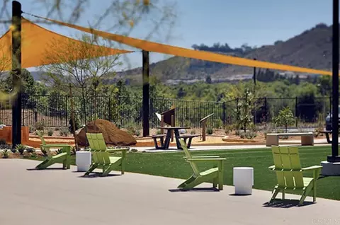 View/Area - 311 Minneola Pl, Fallbrook, CA 92028 photo 7 of 10