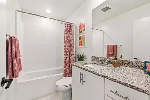 Bath - 311 Minneola Pl, Fallbrook, CA 92028 photo 4 of 4