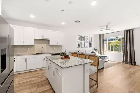 Kitchen - 311 Minneola Pl, Fallbrook, CA 92028 photo 2 of 3