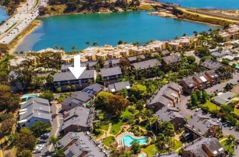 832 Kalpati Cir #D, Carlsbad, CA 92008