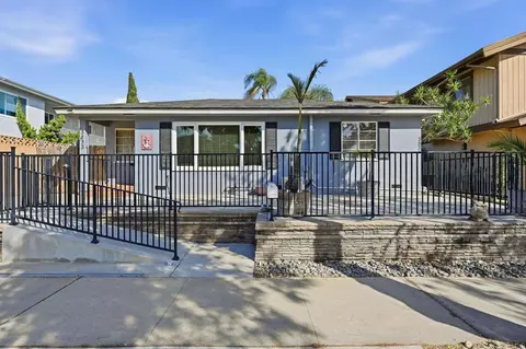 3831 Kendall St, San Diego, CA 92109