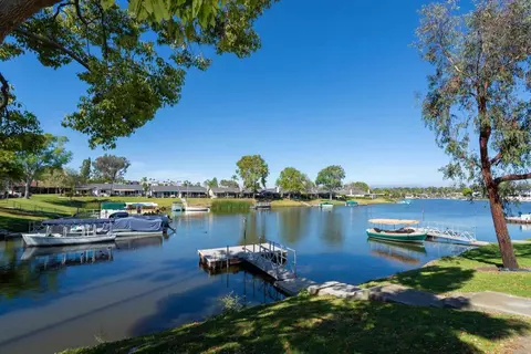 1554 Via Brisa Del Lago, San Marcos, CA 92078