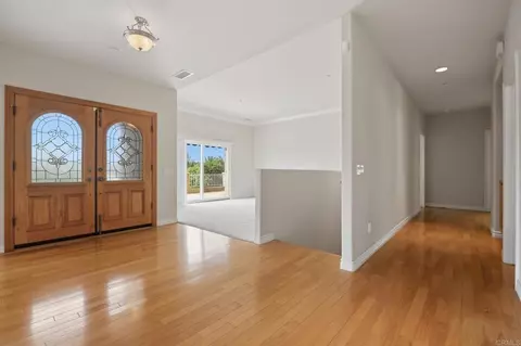 Entry Way - 2596 Green Canyon Rd, Fallbrook, CA 92028 photo 4 of 5