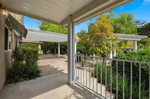 Exterior - 2596 Green Canyon Rd, Fallbrook, CA 92028 photo 11 of 18