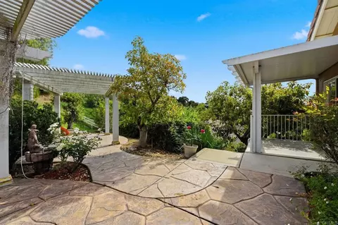 Exterior - 2596 Green Canyon Rd, Fallbrook, CA 92028 photo 6 of 18