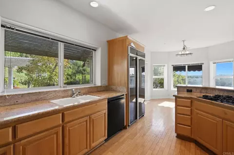 Kitchen - 2596 Green Canyon Rd, Fallbrook, CA 92028 photo 3 of 6