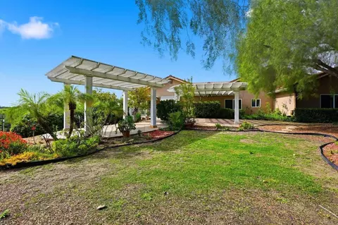 Exterior - 2596 Green Canyon Rd, Fallbrook, CA 92028 photo 10 of 18