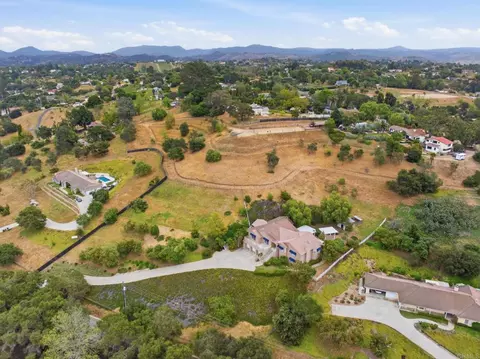 View/Area - 2596 Green Canyon Rd, Fallbrook, CA 92028 photo 2 of 4