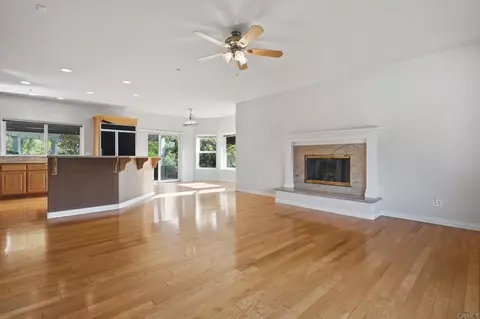 Living - 2596 Green Canyon Rd, Fallbrook, CA 92028 photo 6 of 9