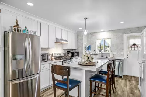 Kitchen - 2012 E Mission Ave #6, Escondido, CA 92027 photo 8 of 8