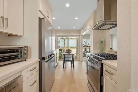 Kitchen - 6757 Heath Ct, Carlsbad, CA 92011 photo 3 of 4