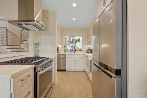 Kitchen - 6757 Heath Ct, Carlsbad, CA 92011 photo 4 of 4
