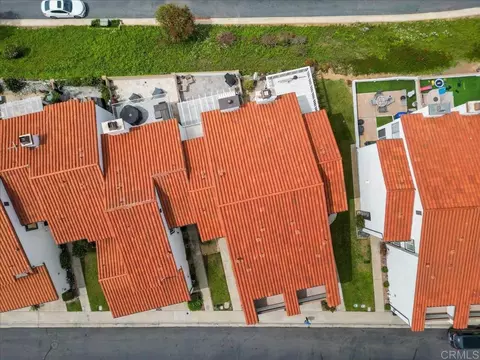 View/Area - 6757 Heath Ct, Carlsbad, CA 92011 photo 9 of 16