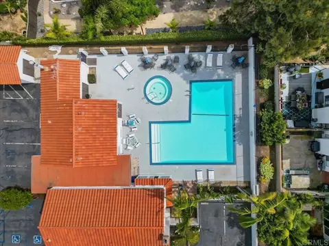 View/Area - 6757 Heath Ct, Carlsbad, CA 92011 photo 4 of 16
